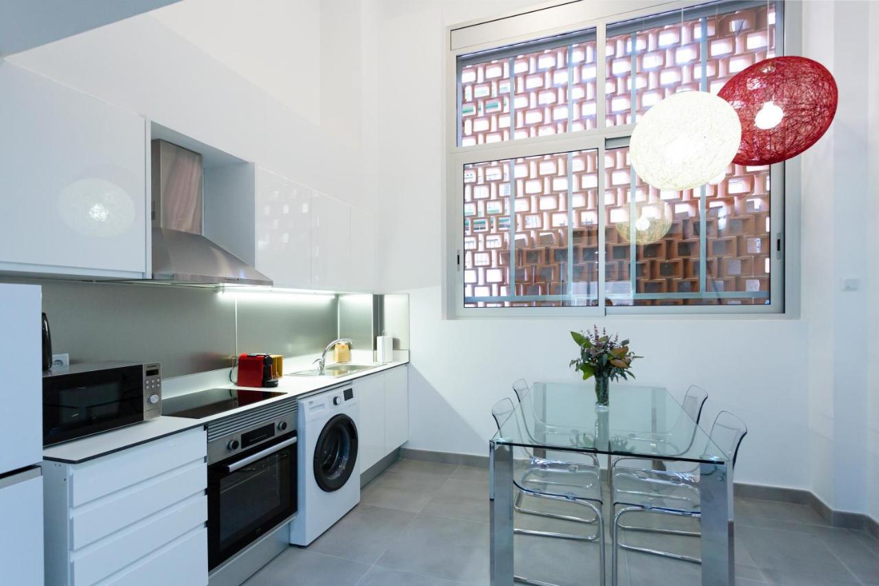 8 Lacus Duplex L'Hospitalet de Llobregat Exterior photo